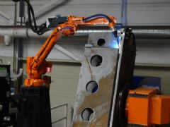 Tosec wil robotlassen combineren met 5-assig frezen