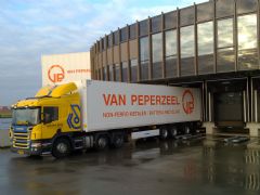 Van Peperzeel krijgt nieuwe distributietrailers